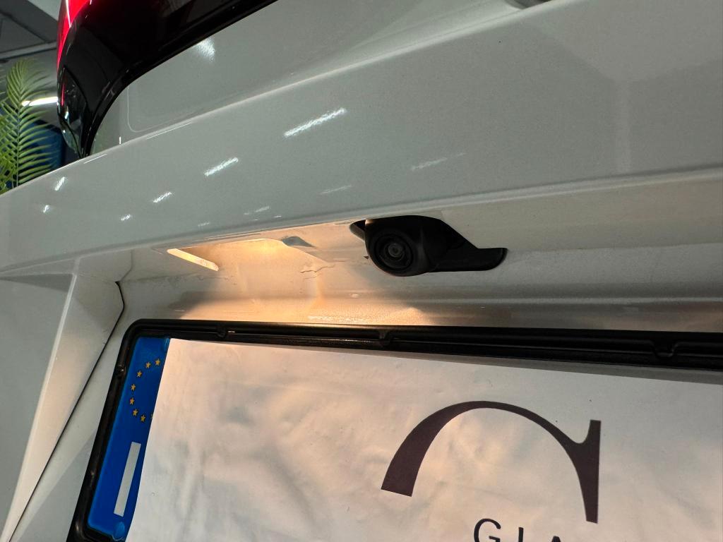 Toyota C-HR 1.8 hev Trend fwd e-cvt