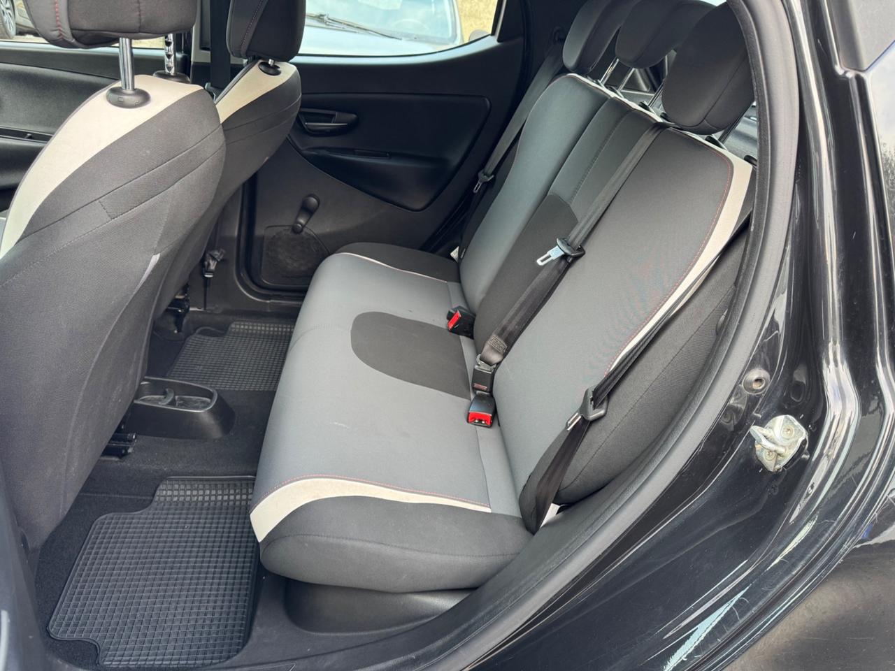 Lancia Ypsilon 1.2 69 CV 5 porte GPL Ecochic 2015