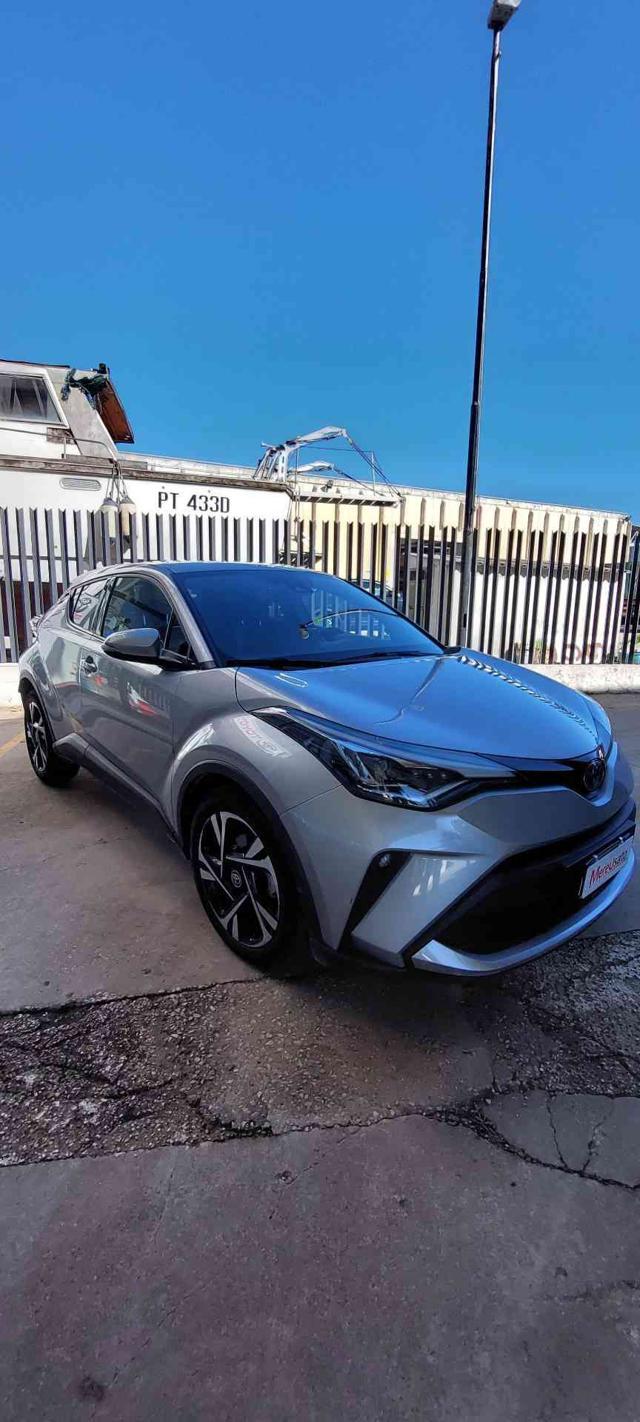 TOYOTA C-HR 1.8 Hybrid E-CVT Trend