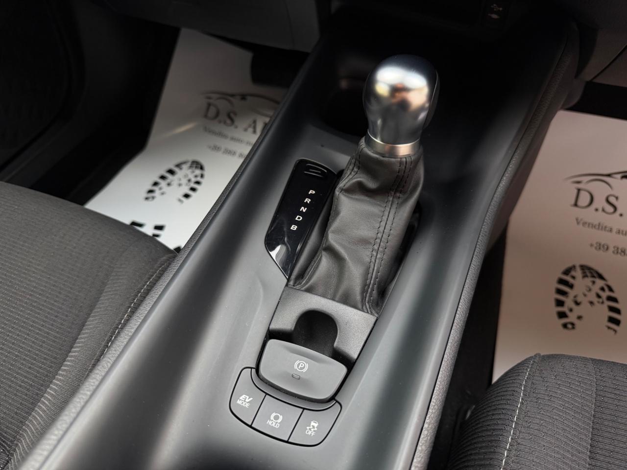 Toyota C-HR 1.8 Hybrid E-CVT Lounge