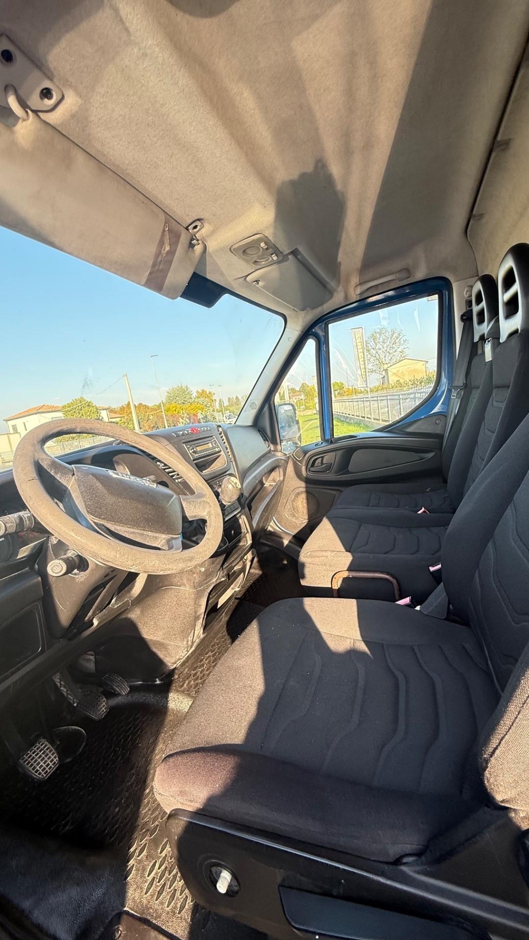 Iveco Daily 35S15 2.3 HPT PLM Cabinato