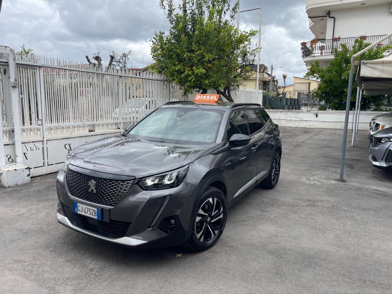 Peugeot 2008 BlueHDi 130 S&S EAT8 Allure Pack QUADRO VIRTUAL COCKPIT