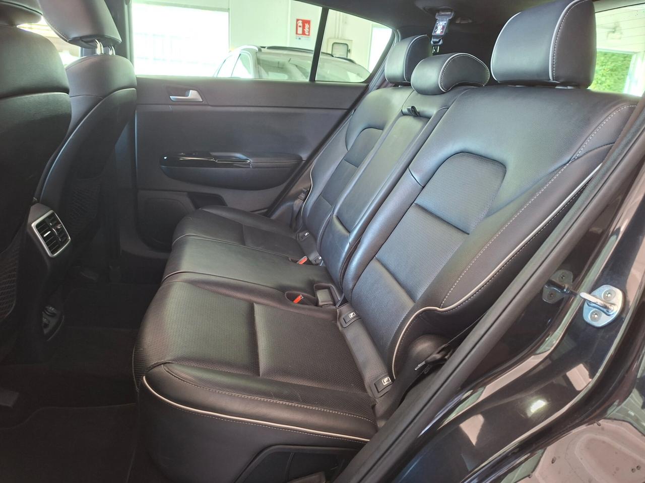 Kia Sportage AUTOMATICO / FULL OPTIONAL / GANCIO TRAINO / EURO 6B