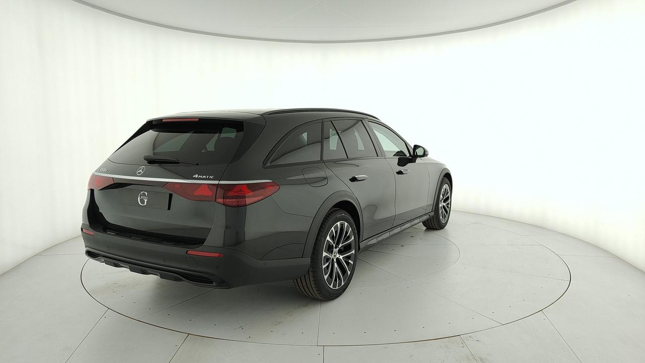 Mercedes-Benz E 450 d 4MATIC All Terrain