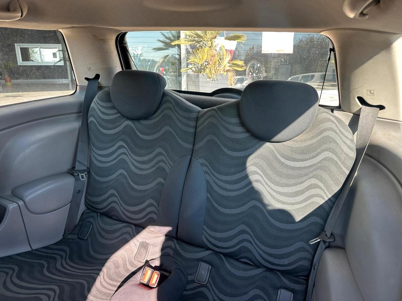 Mini 1.4 tdi One D de luxe NEOPATENTATI