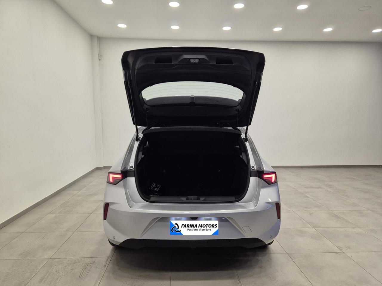 Opel Astra 1.5 Edition s&s 130cv at8 N1 Autocarro