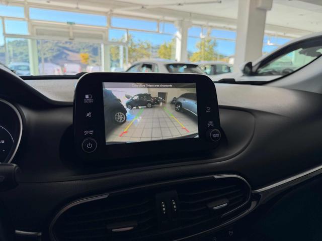 FIAT Tipo 1.0 5 porte Cross