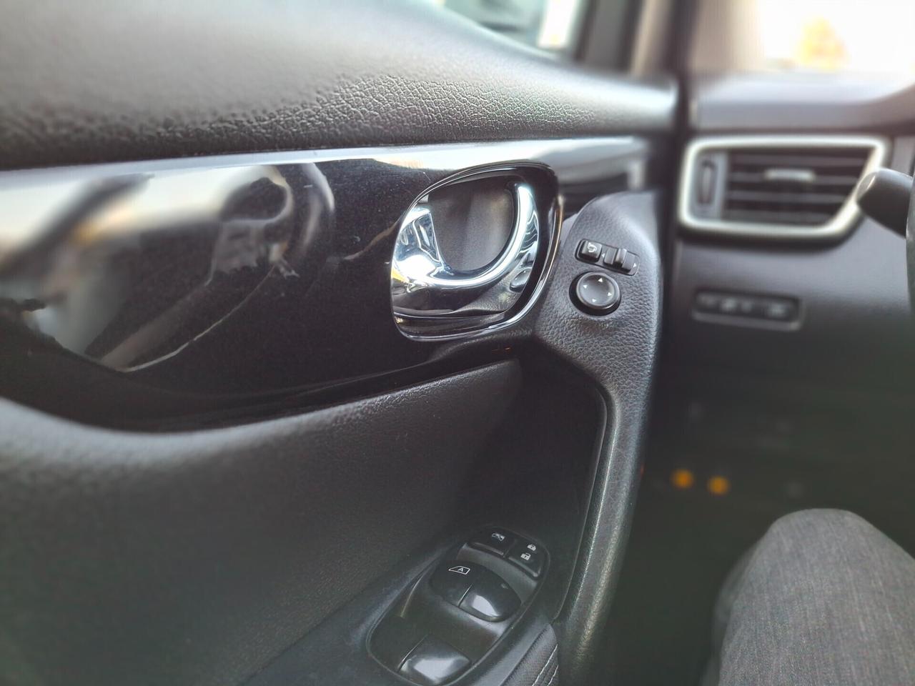 Nissan Qashqai 1.5 dCi 360