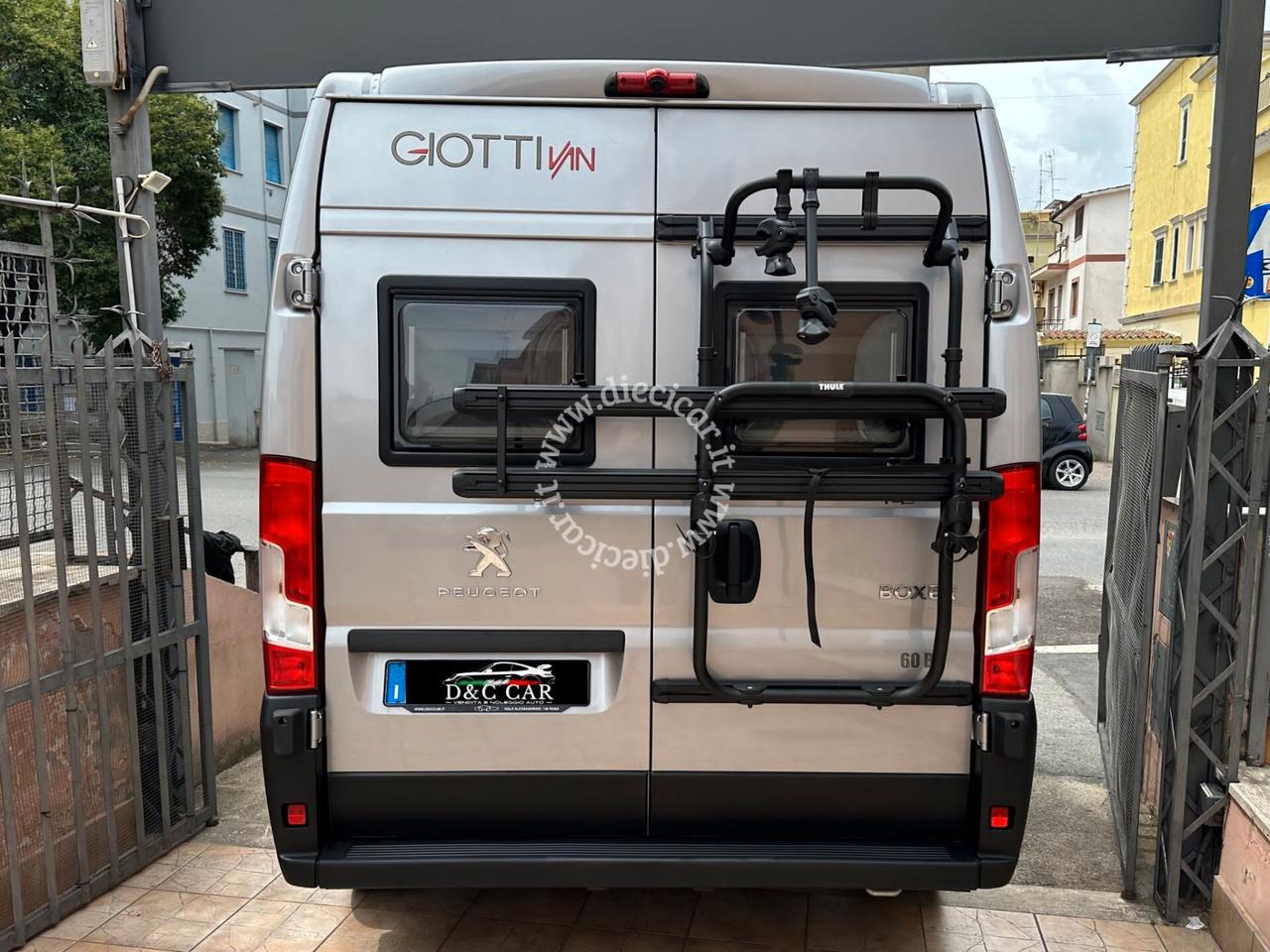 GIOTTILINE 60B PEUGEOT BOXER 2.2 DIESEL CAMPER 5 P0STI LETTO 4900KM