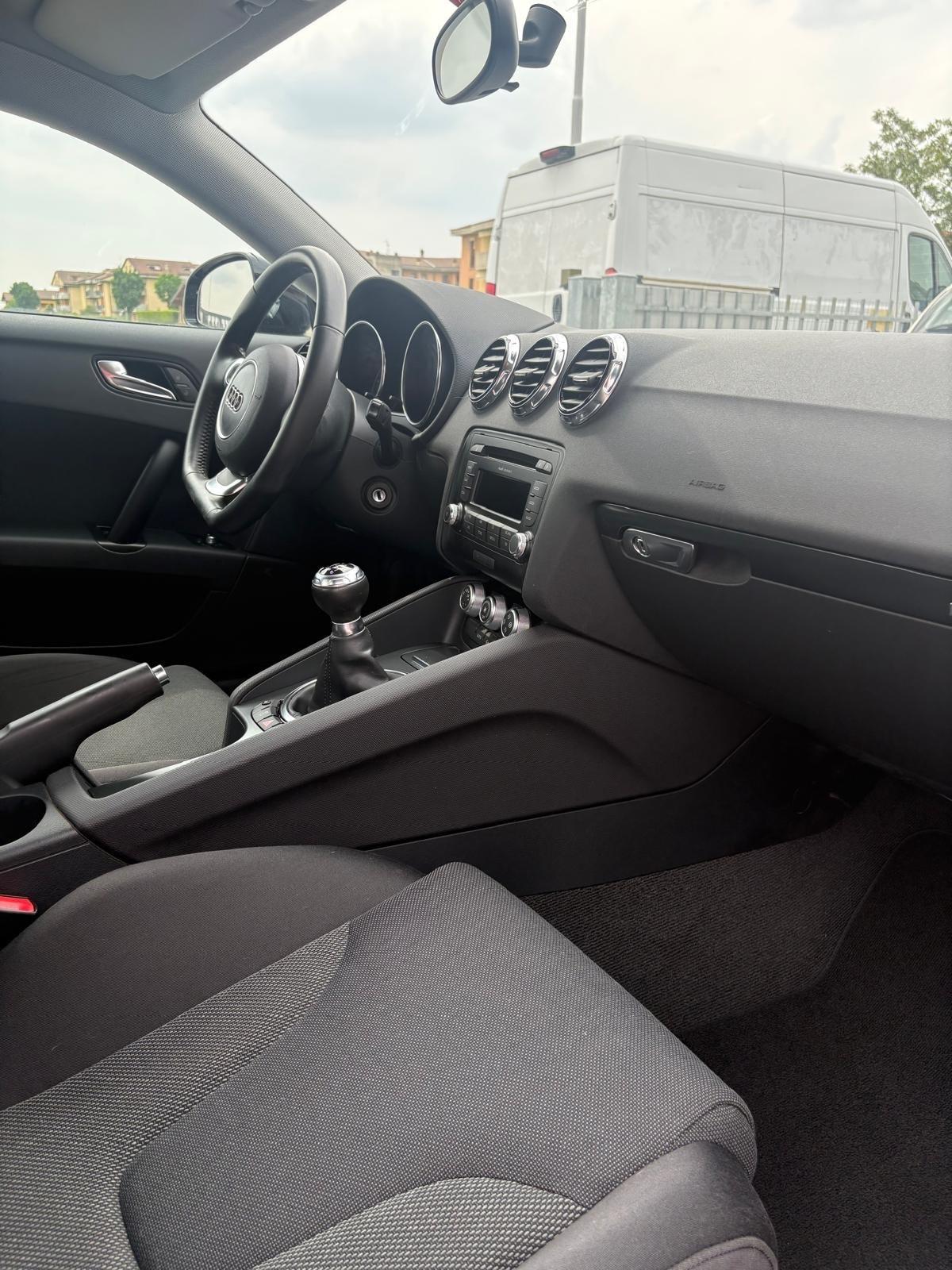 Audi TT Coupé 2.0 TDI quattro Advanced plus