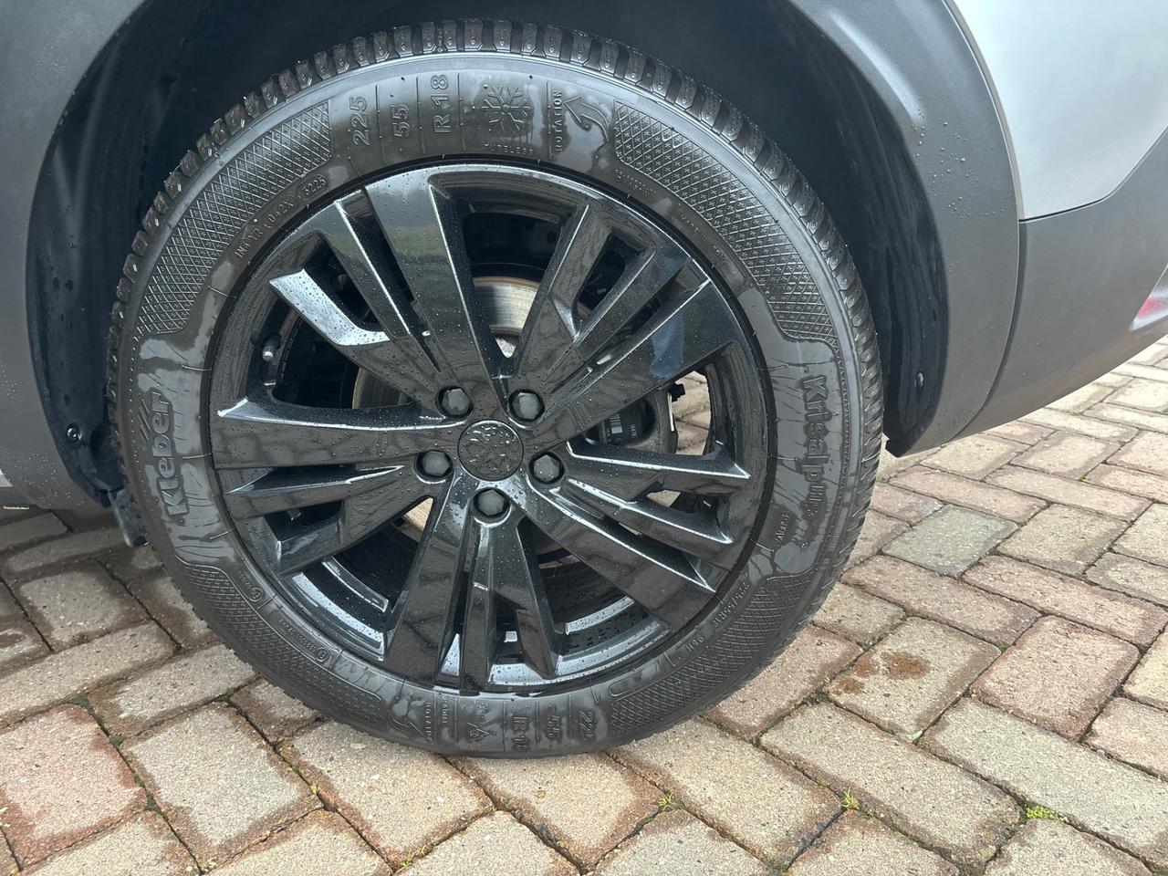 Peugeot 3008 PureTech Turbo 130 S&S EAT8 GT - 05/2022