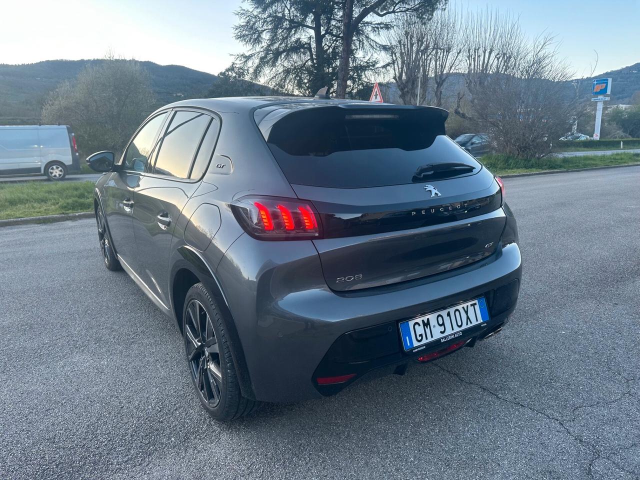 Peugeot 208 PureTech 130 Stop&Start EAT8 5 porte GT