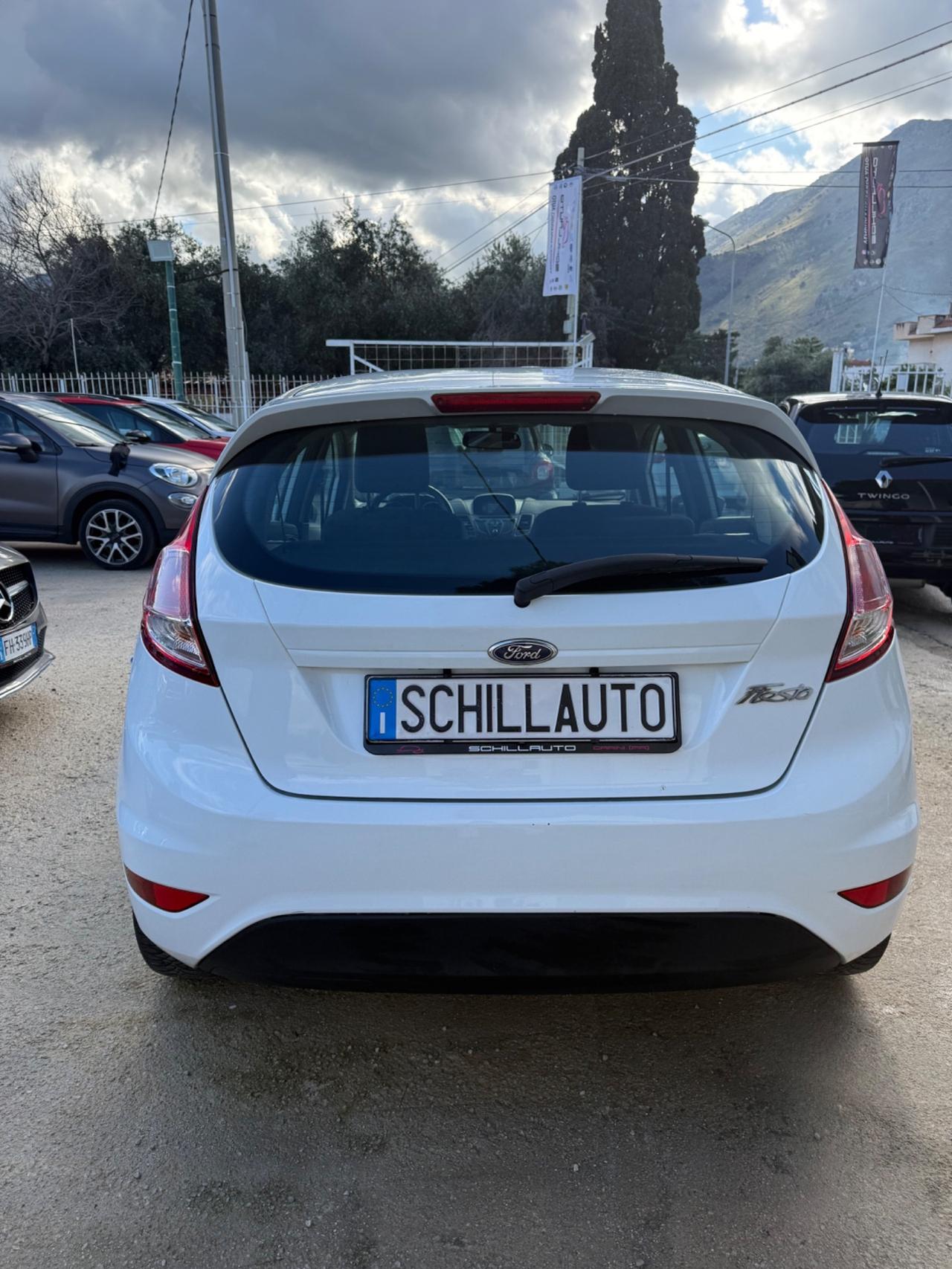 Ford Fiesta 1.5 TDCi 75CV 5 porte Black & White Edition