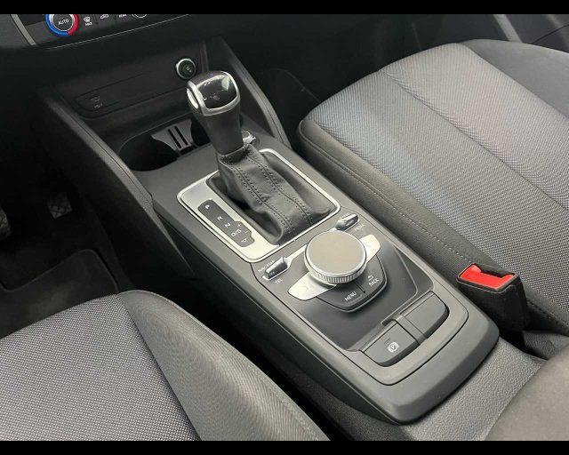 AUDI Q2 30 TDI S tronic Business Plus