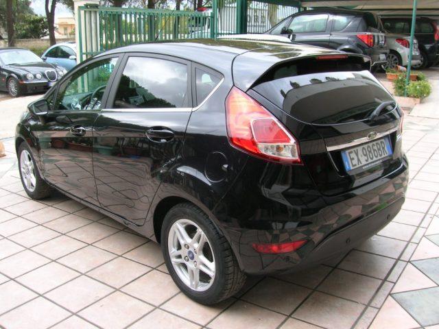 FORD Fiesta 1.5 TDCi 75CV 5 porte Titanium