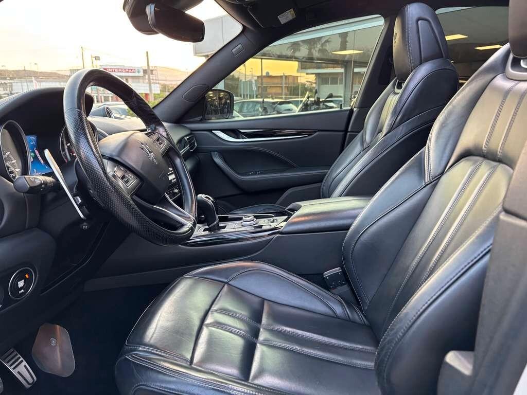 Maserati Levante V6 430 CV S AWD 2017/ KM 123.000 Tua a 379 Euro al mese