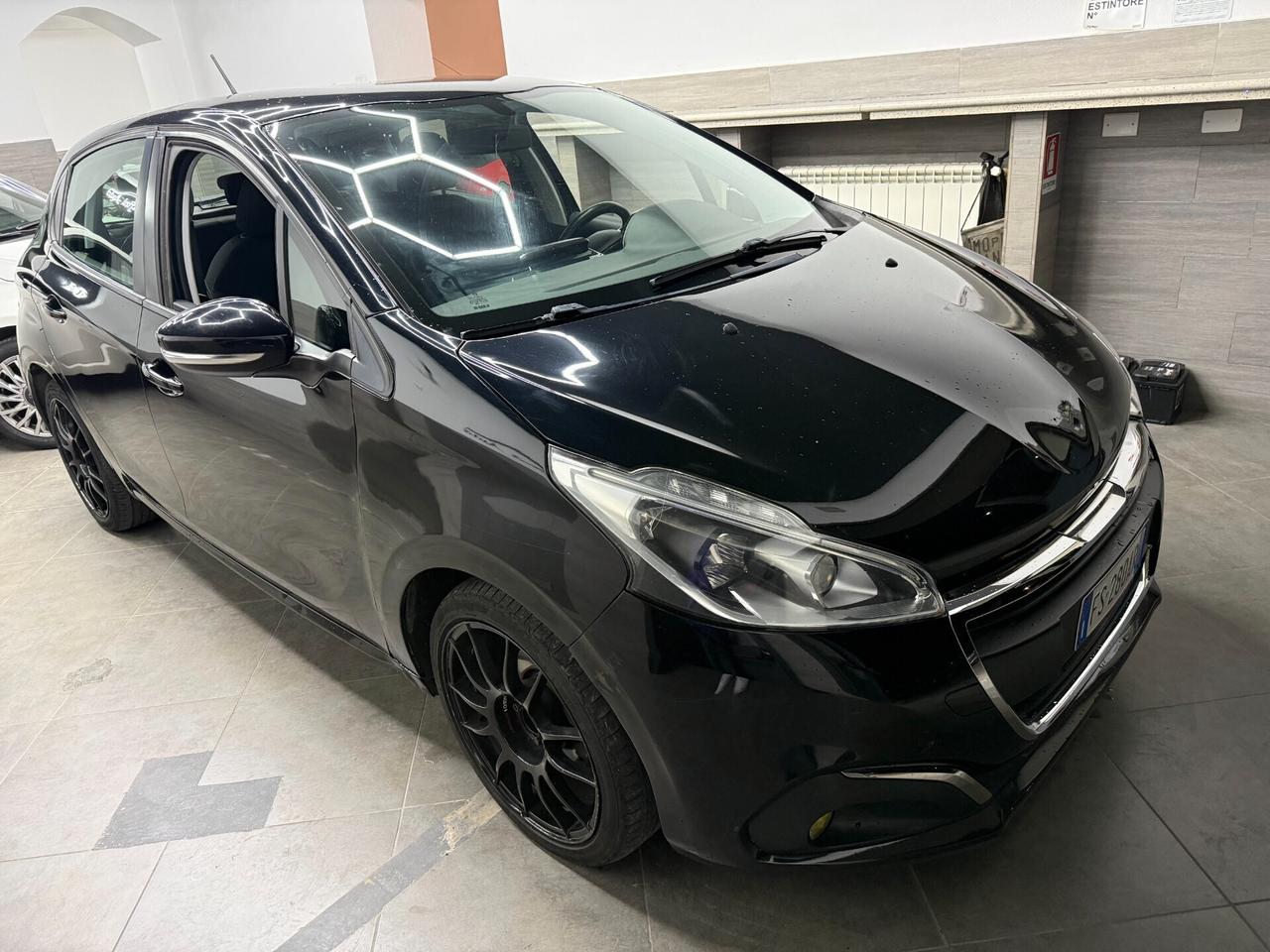 Peugeot 208 PureTech 82 Stop&Start 5 porte Allure