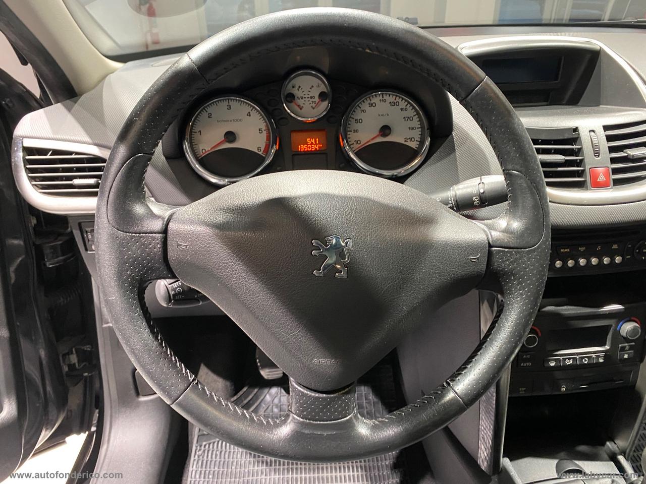 PEUGEOT 207 1.6 8V HDi 93 CV SW Ciel Allure