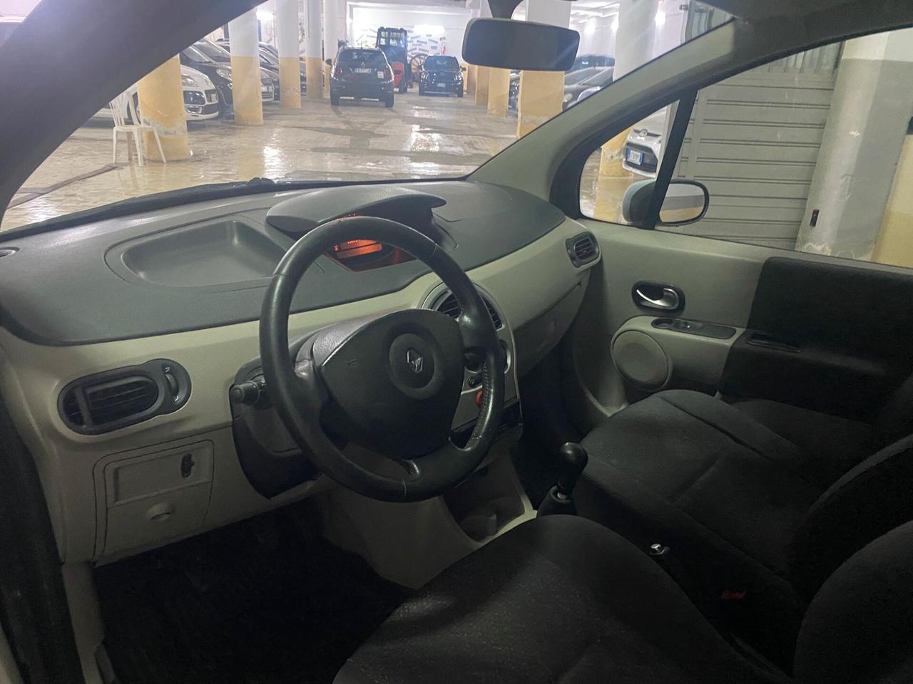 Renault Modus 1.5cc diesel(PRIVATO)-2005