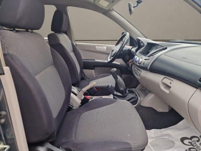 MITSUBISHI L200 2.5 DI-D/136CV Double Cab Invite