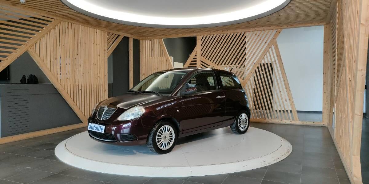 Lancia Ypsilon 1.2 8v New Oro (oro)