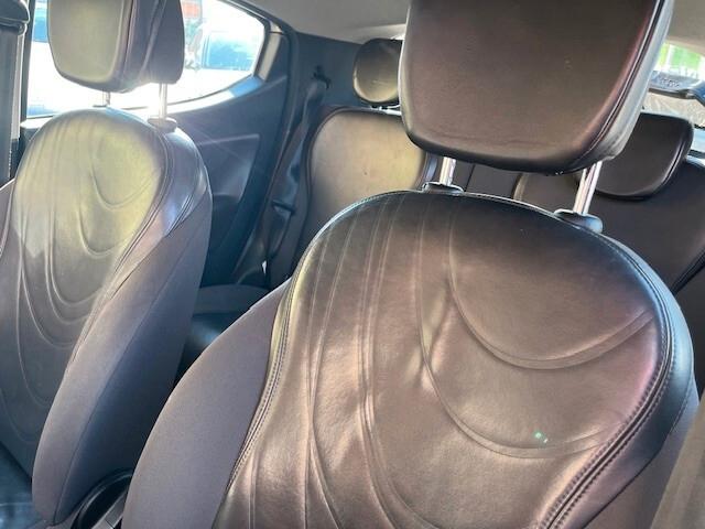 Lancia Ypsilon 1.3 MJT 16V 95 CV 5 porte S&S Gold