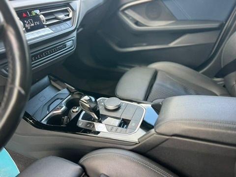 Bmw 118 118d 5p. Msport