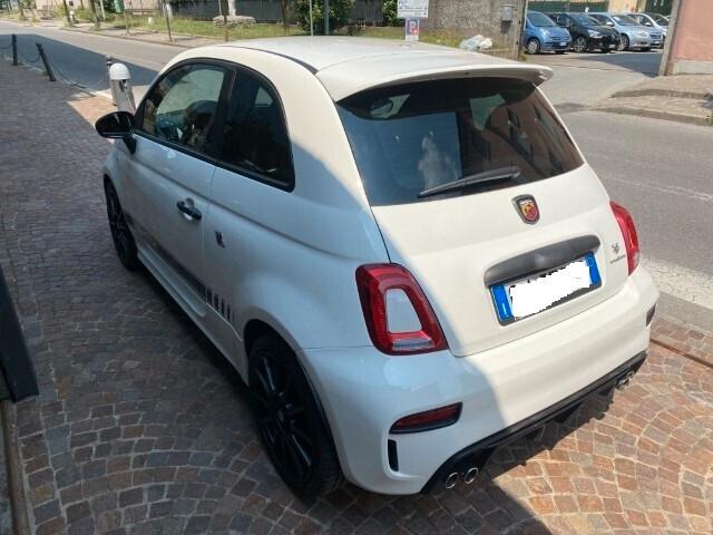 Abarth 595 1.4 Turbo T-Jet 180 CV Competizione