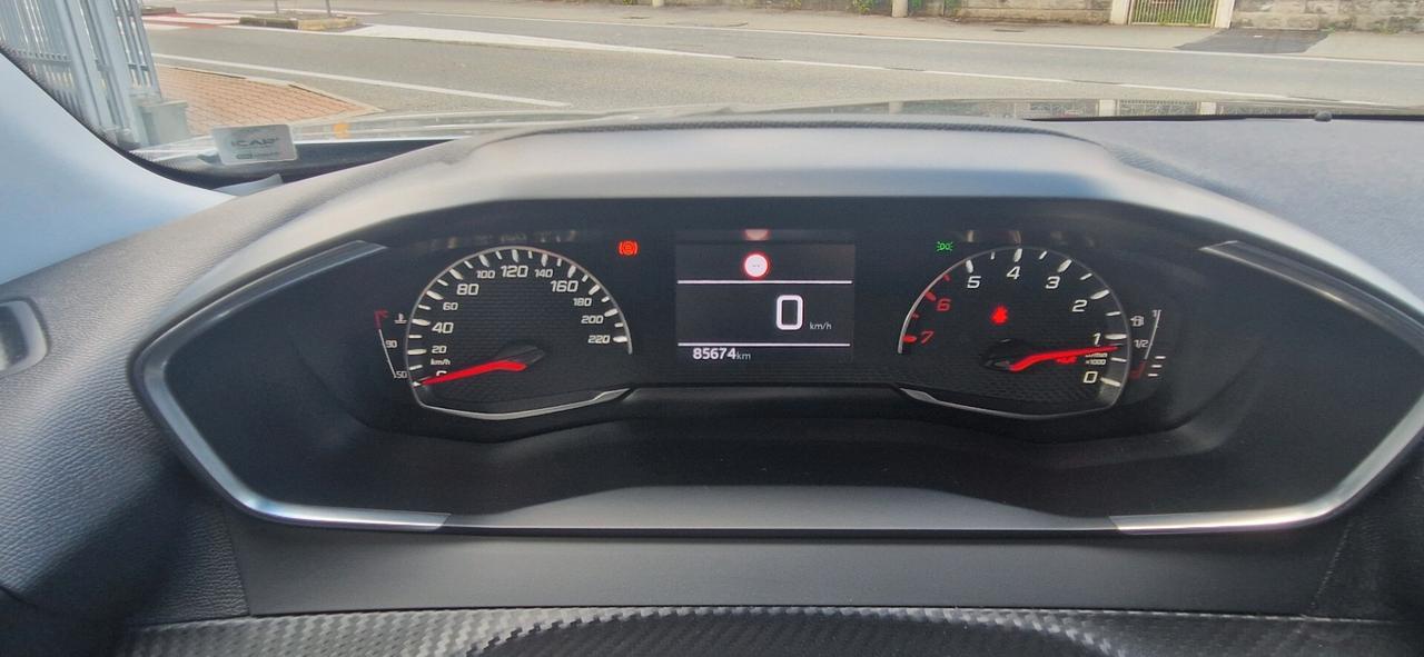 Peugeot 2008 BlueHDi 110 S&S Allure Pack AUTOCARRO N1 5 POSTI