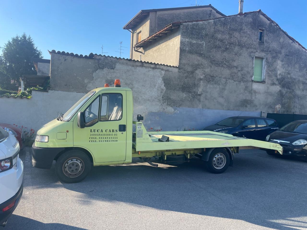 Carro attrezzi soccorso stradale