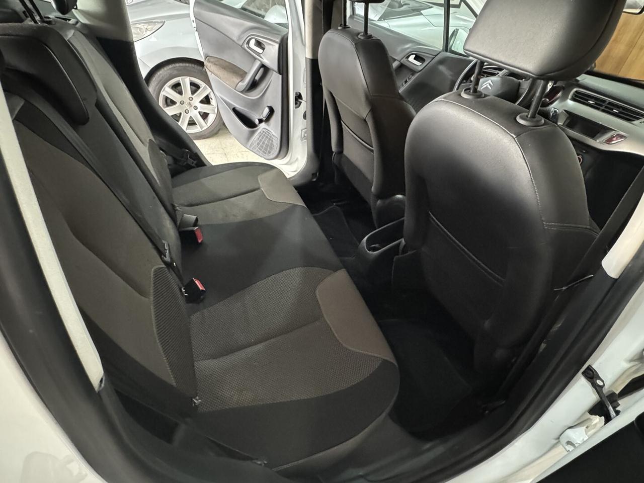 Citroen C3 EXCLUSIVE 1.2 cc. 82 cv.