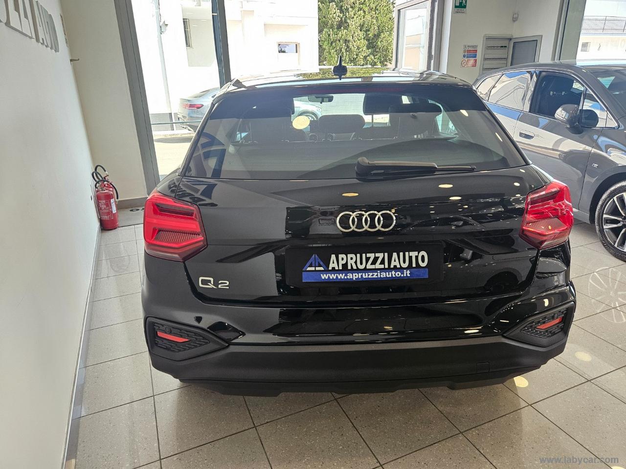 AUDI Q2 30 TDI S tronic Business