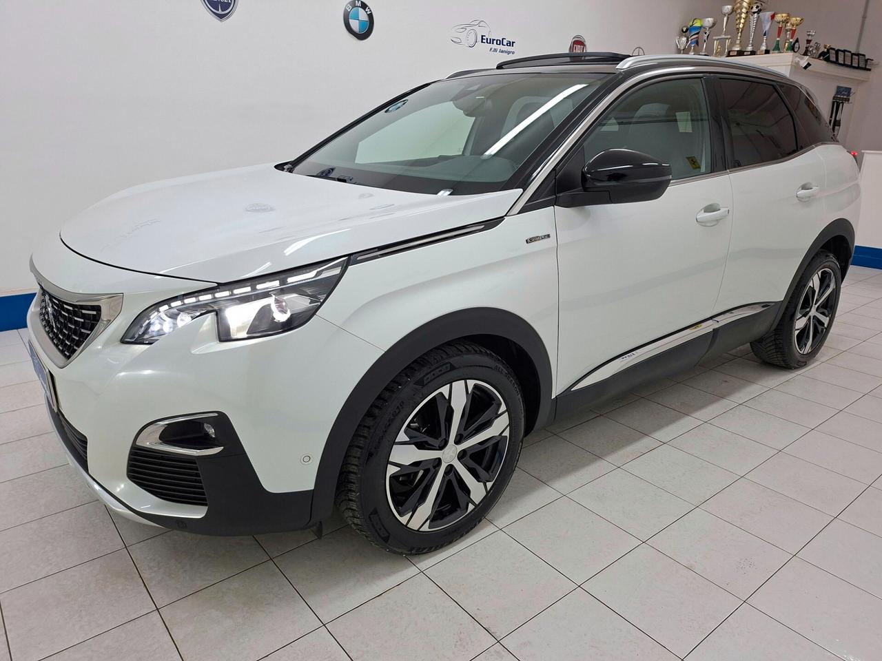 Peugeot 3008 GT Line 1.6 BlueHDi 120cv
