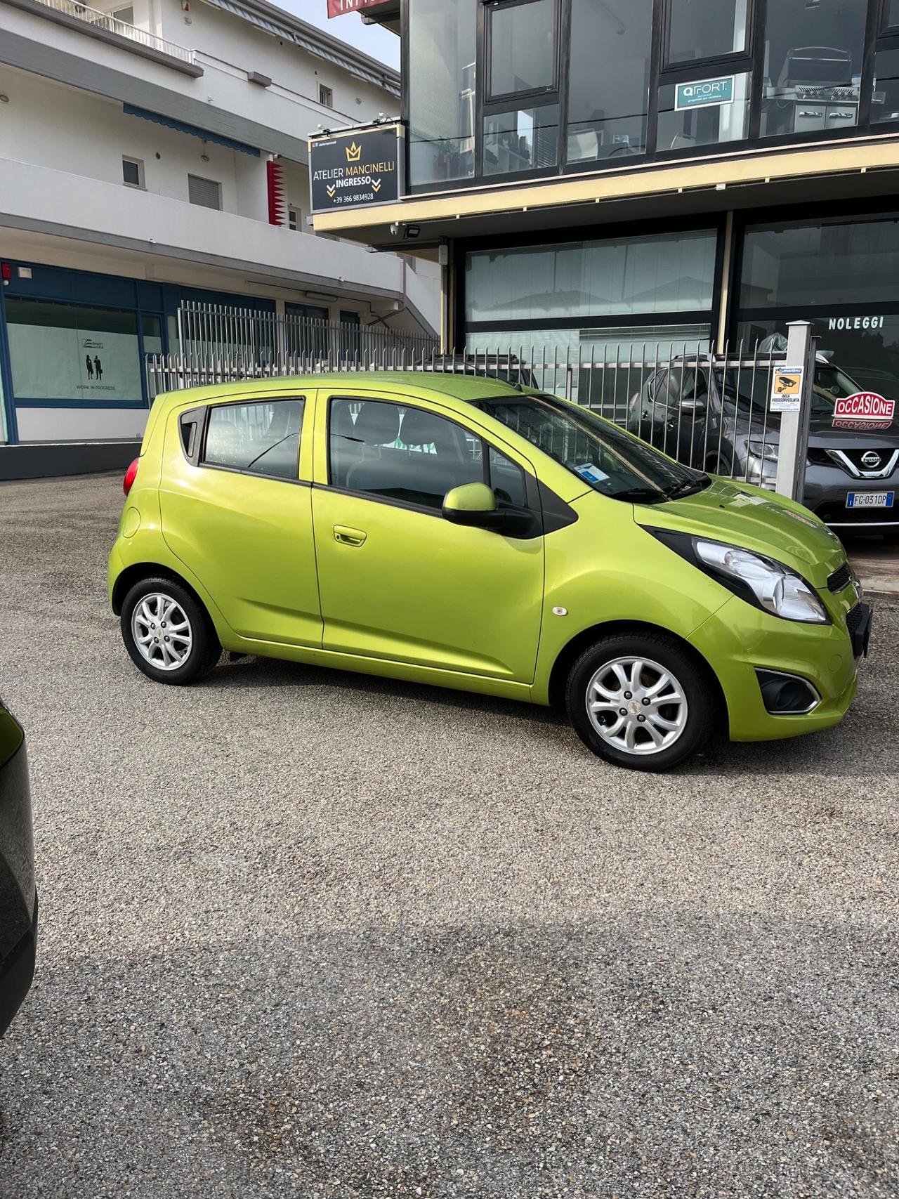 Chevrolet Spark 1.0 LT