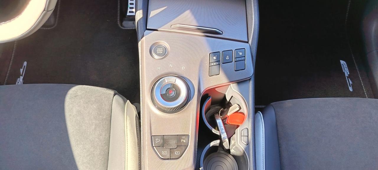 Kia Sportage 1.6 TGDi HEV AT GT-line Plus bicolor