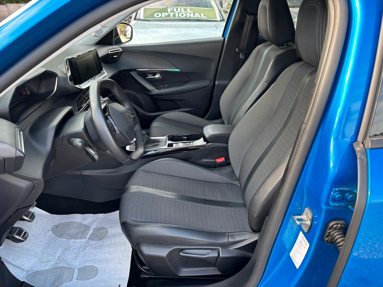 Peugeot 2008 BlueHDi 110 S&S Allure Pack