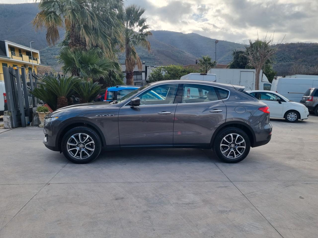 Maserati Levante 3.0 V6 Diesel 275 CV AWD COMPRESO IVA