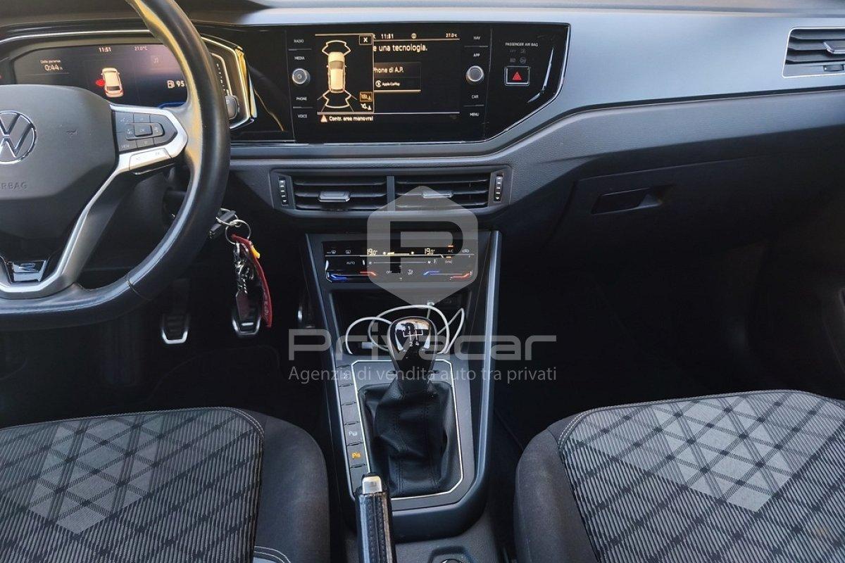 VOLKSWAGEN Polo 1.0 TSI R-Line