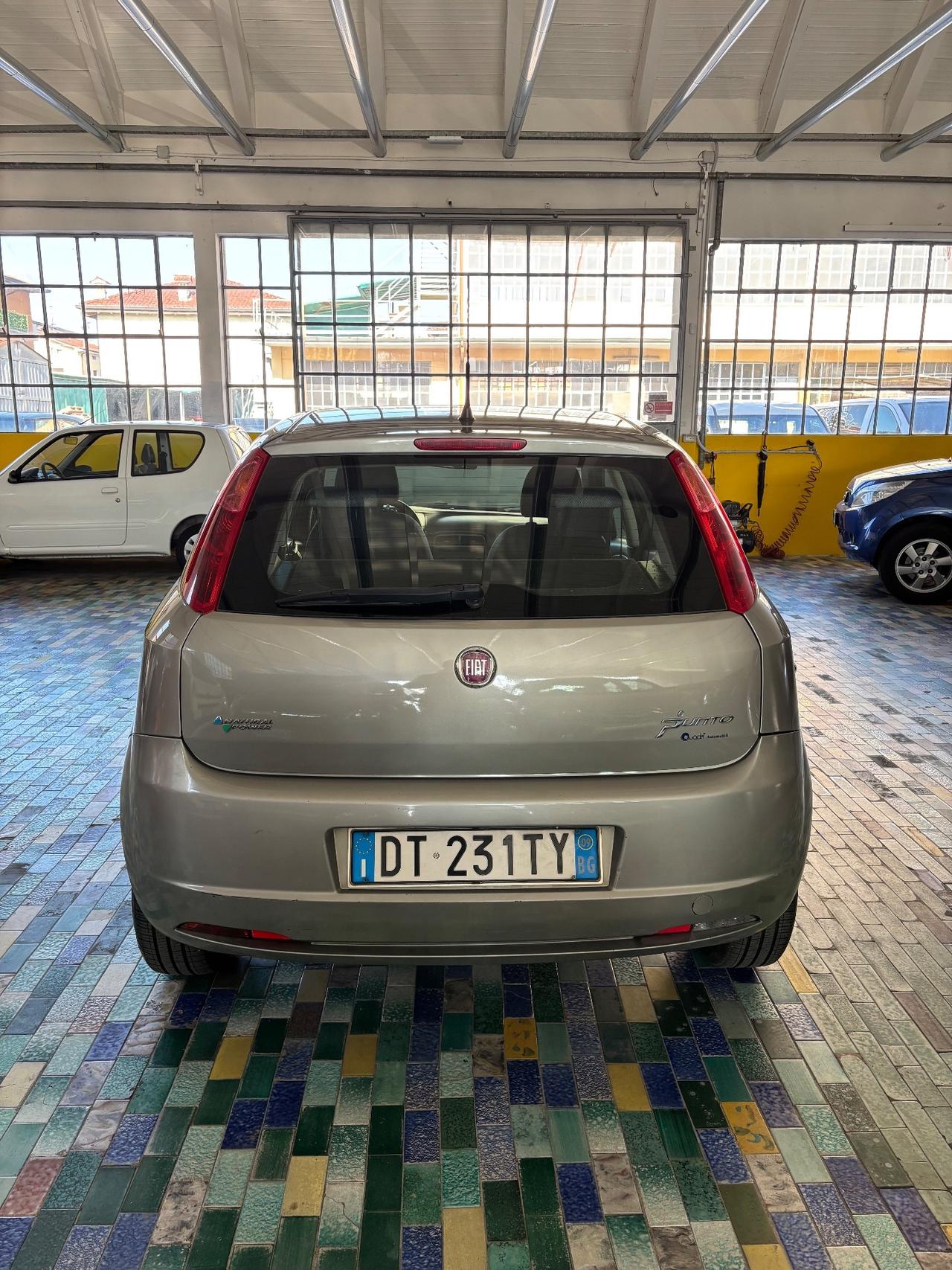Fiat Grande Punto 1.4 METANO APPENA RINNOVATO