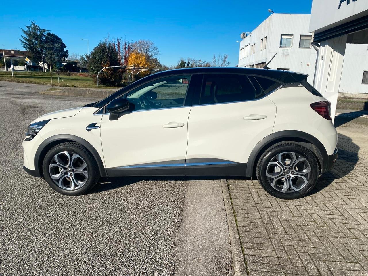 Renault Captur Blue dCi 8V 115 CV EDC Intens