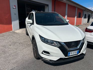 Nissan Qashqai 1.5 dCi N-Connecta