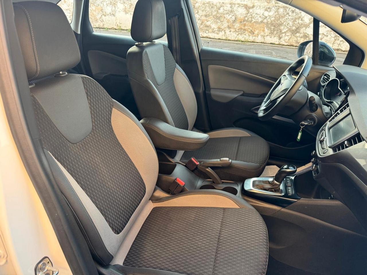 Opel Crossland X 1.2 benzina CAMBIO AUTOMATICO
