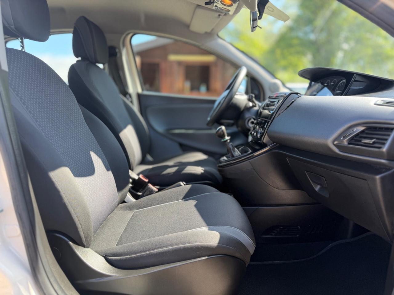 Lancia Ypsilon 1.2 (112.000KM) 2018