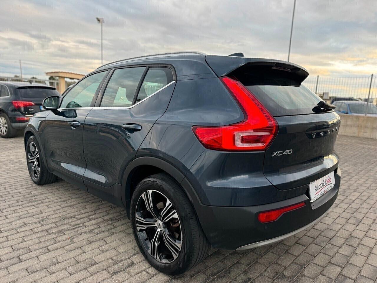 Volvo XC40 T5 Recharge Plug-in Hybrid Inscription Expression