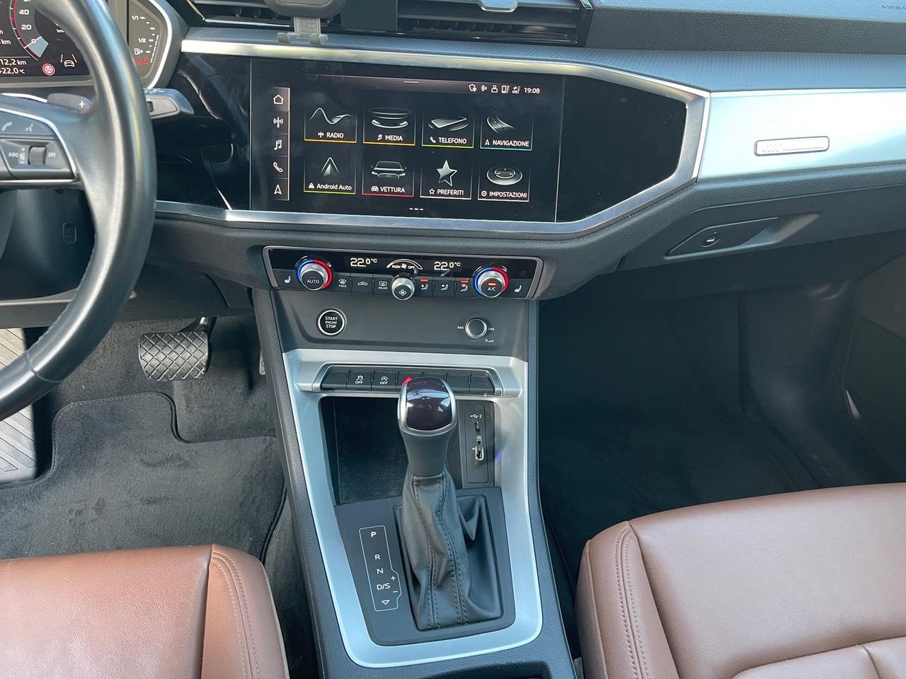 Audi Q3 2.0 35 TDI Business #10639