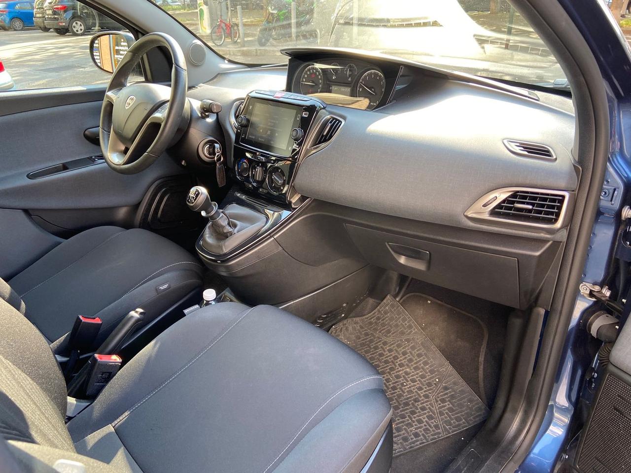 Lancia Ypsilon Gold 1.2 LPG #11069