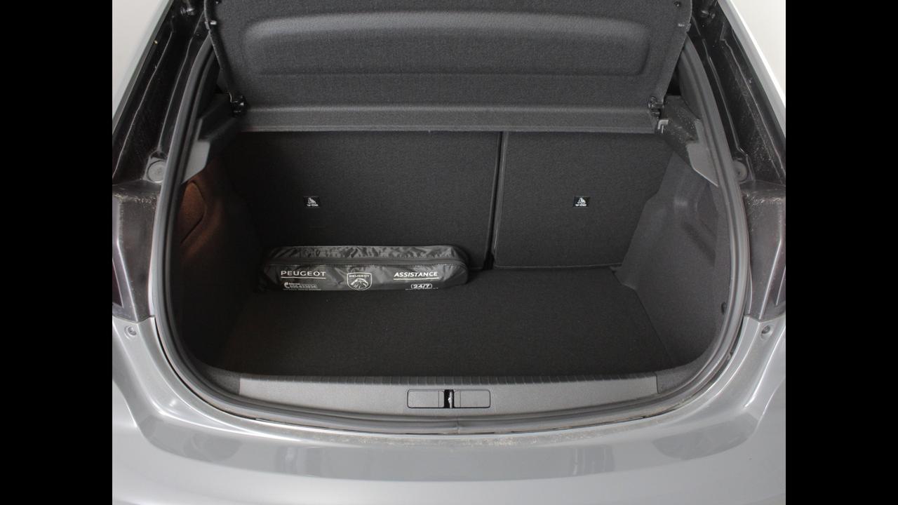 PEUGEOT 208 II 2023 - 208 1.2 hybrid GT 145cv e-dcs 6