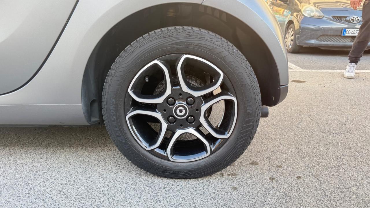 Smart ForTwo 90 0.9 Turbo twinamic Prime LED NAVI KAMERA PDC BLUETOOTH CERCHI 16 KAMERA PANORAMA PACK BRABUS