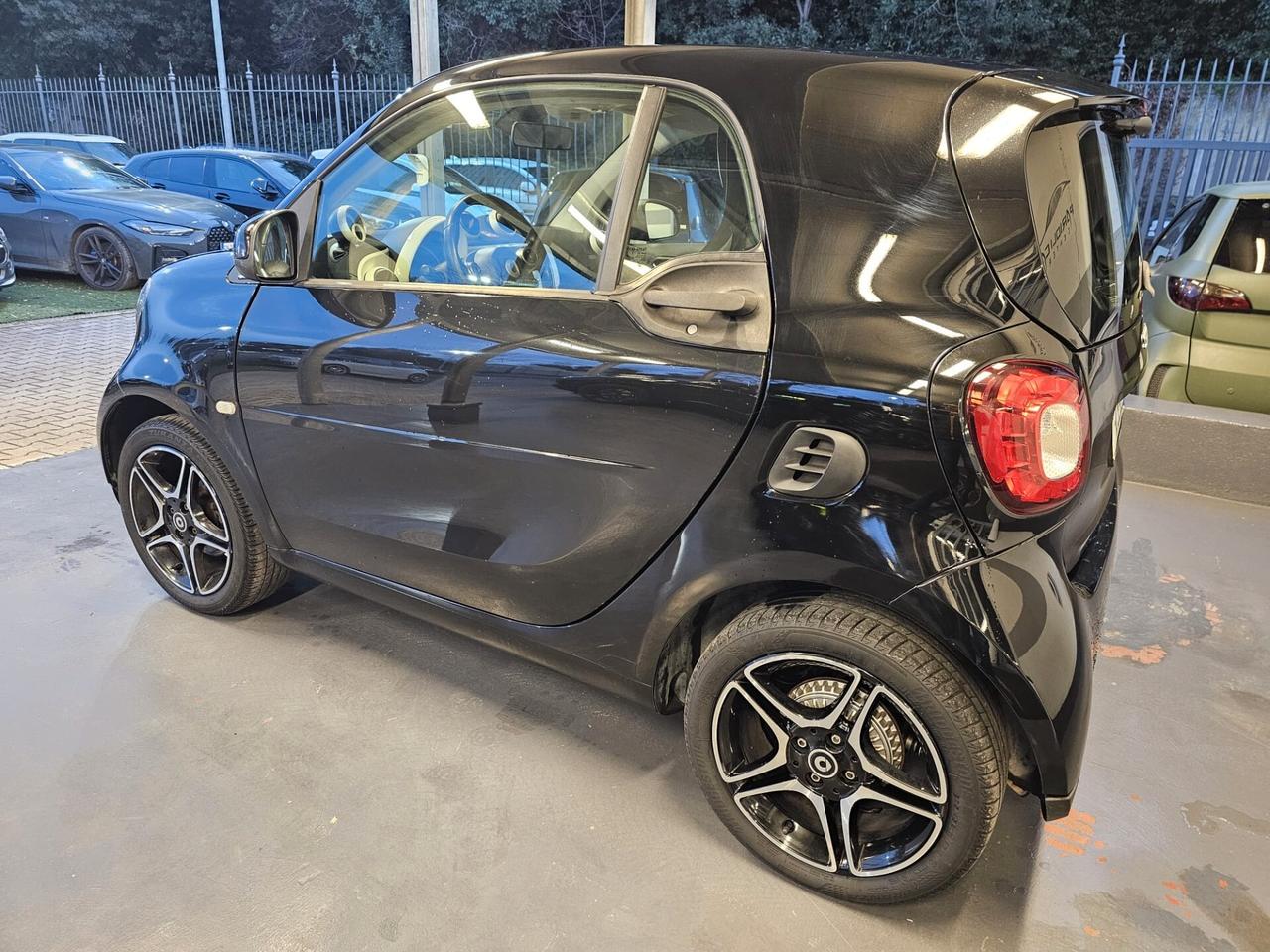 Smart ForTwo 1000 52 kW MHD coupé passion