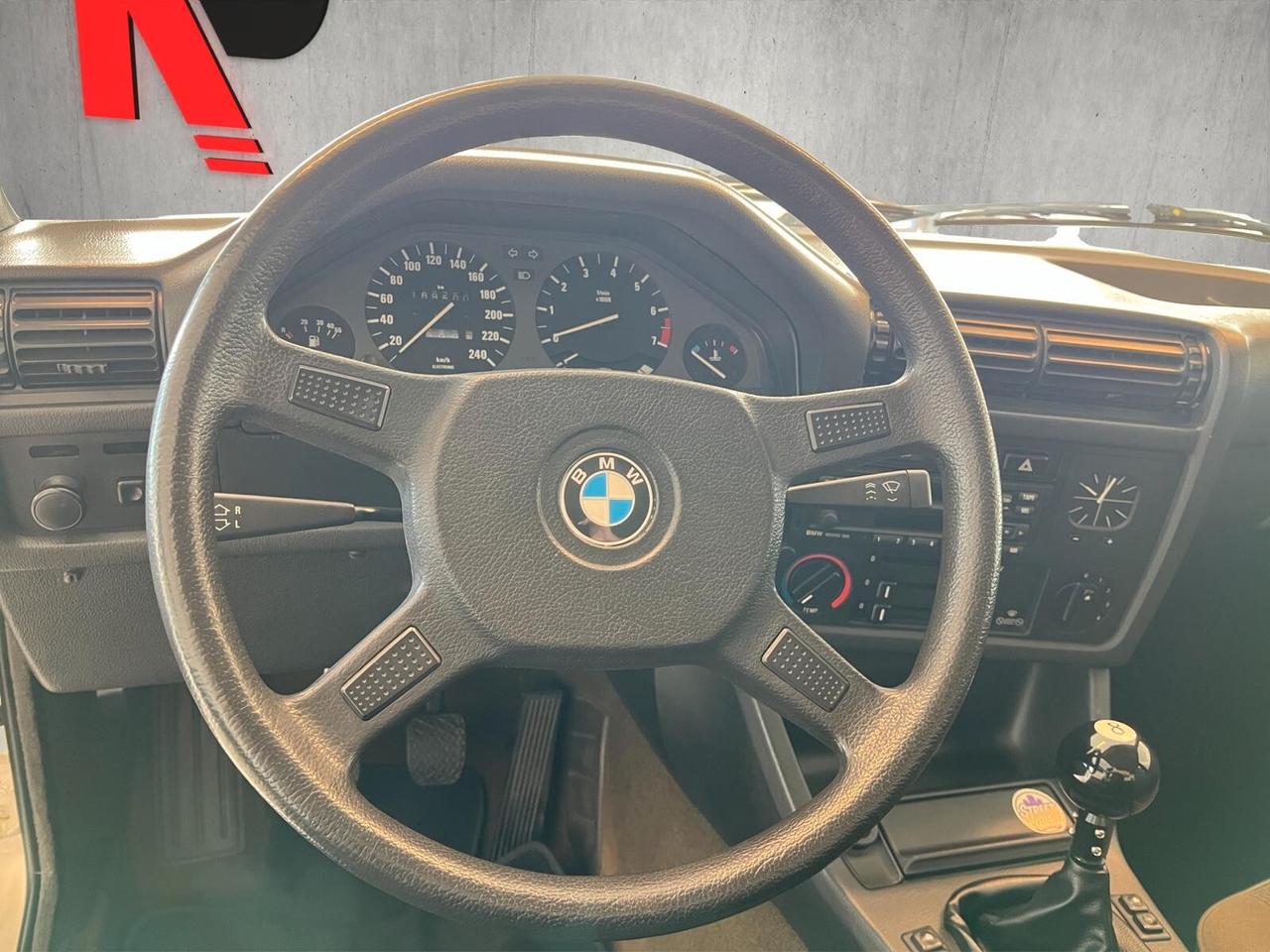 Bmw 318i 4 porte